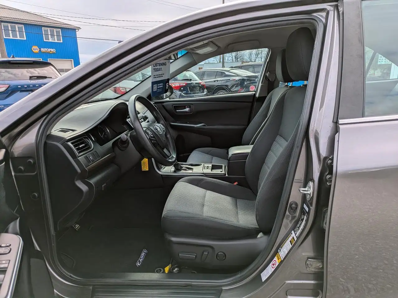 Toyota Camry снимка Toyota Camry