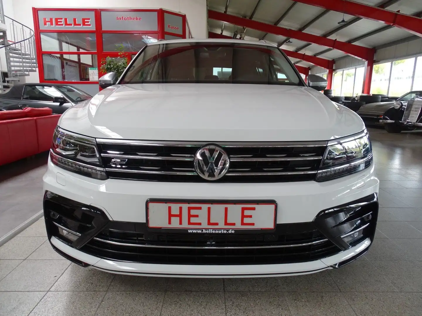 Volkswagen Tiguan Allspace R-Line 4Motion*AHK+360°+LEDER Weiß - 2