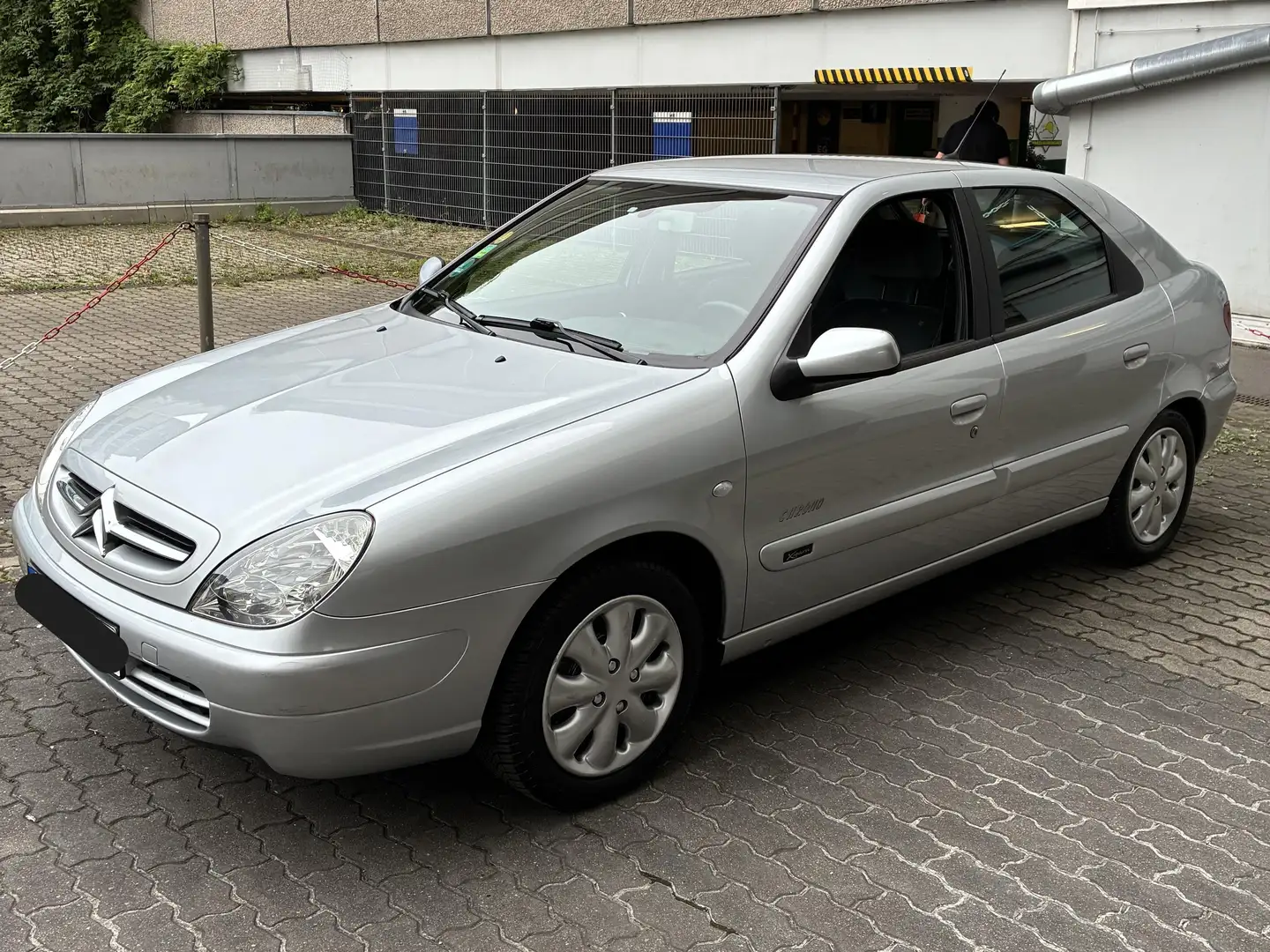Citroen Xsara 1.4 Chrono Silber - 1
