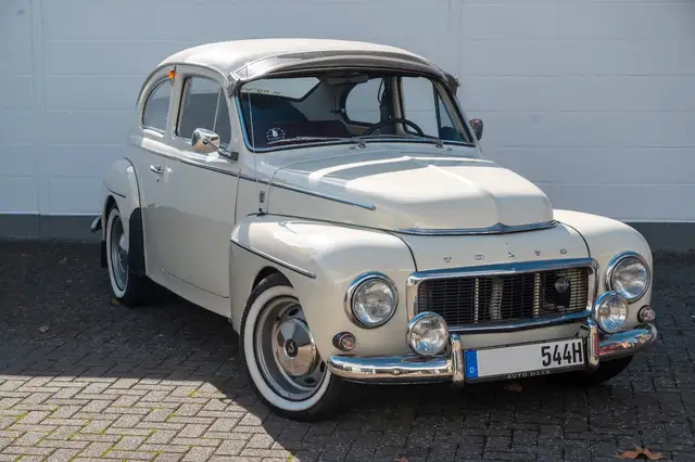 Volvo Autres PV544 F Sport "Buckel"