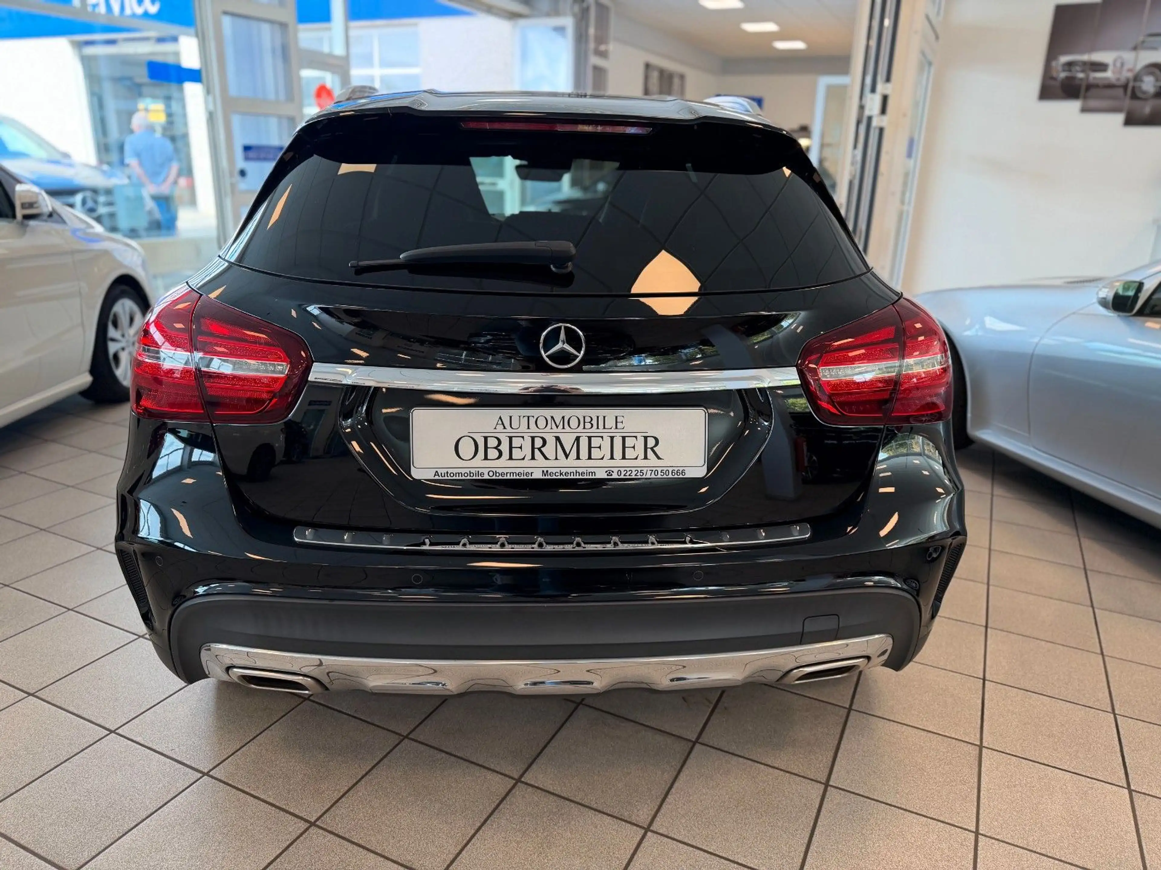 Mercedes-Benz GLA 250 AMG Carplay Ambiente 360°K DAB LED — photo 5