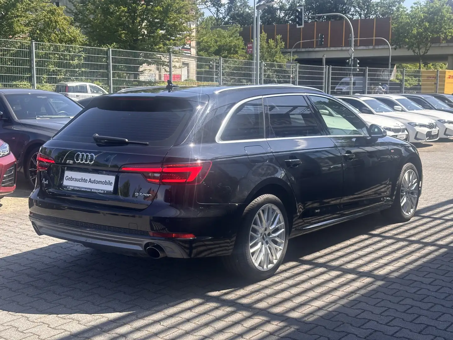 Audi A4 Avant 2.0 TFSI g-tron sport //SLineSelection Negro - 2
