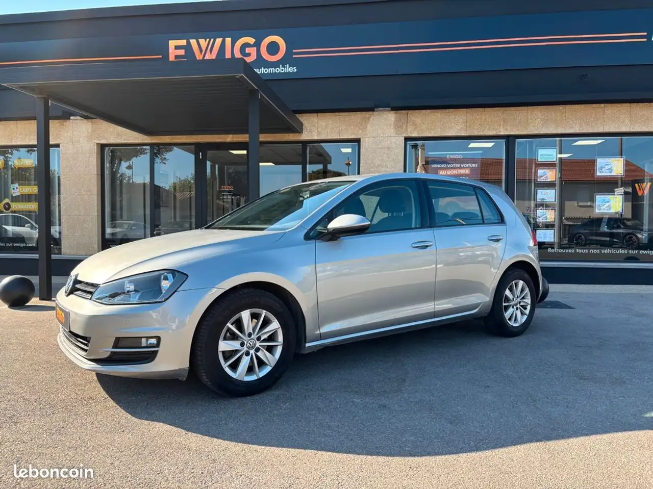 Volkswagen Golf 1.6 tdi 110 bluemotion