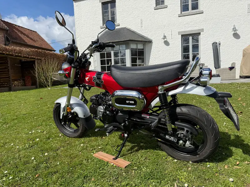 Honda DAX ST 125 - foto 2