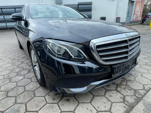 Mercedes-Benz E 220 E 220 d 9G-TRONIC Sportstyle Edition