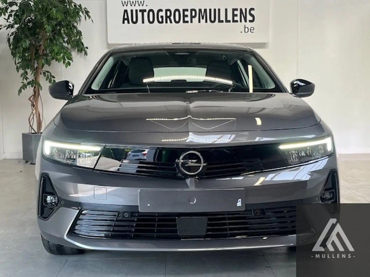 Opel Astra 54kWh Edition Aut 156 pk Gris - 2