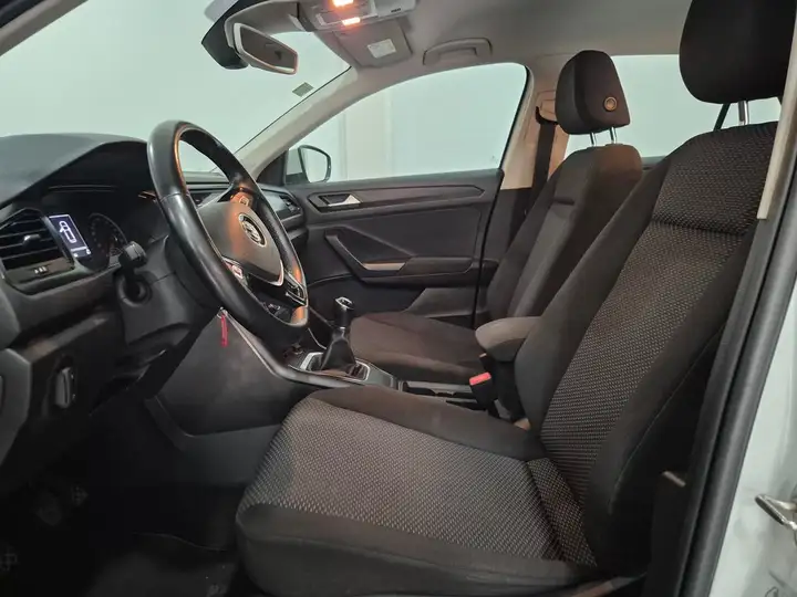Volkswagen T-Roc 1.6 TDI Edition 6V 2020, foto 8
