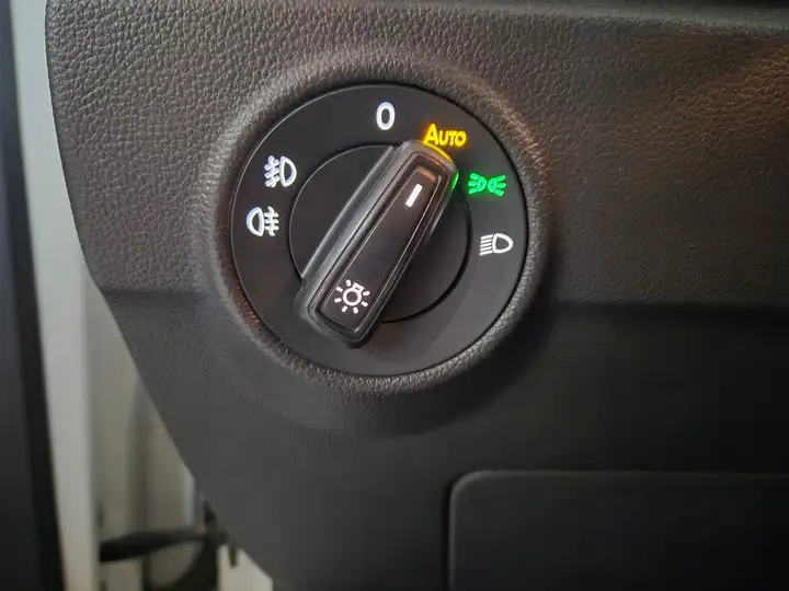 Volkswagen T-Roc 1.6 TDI Edition 6V 2020, foto 12
