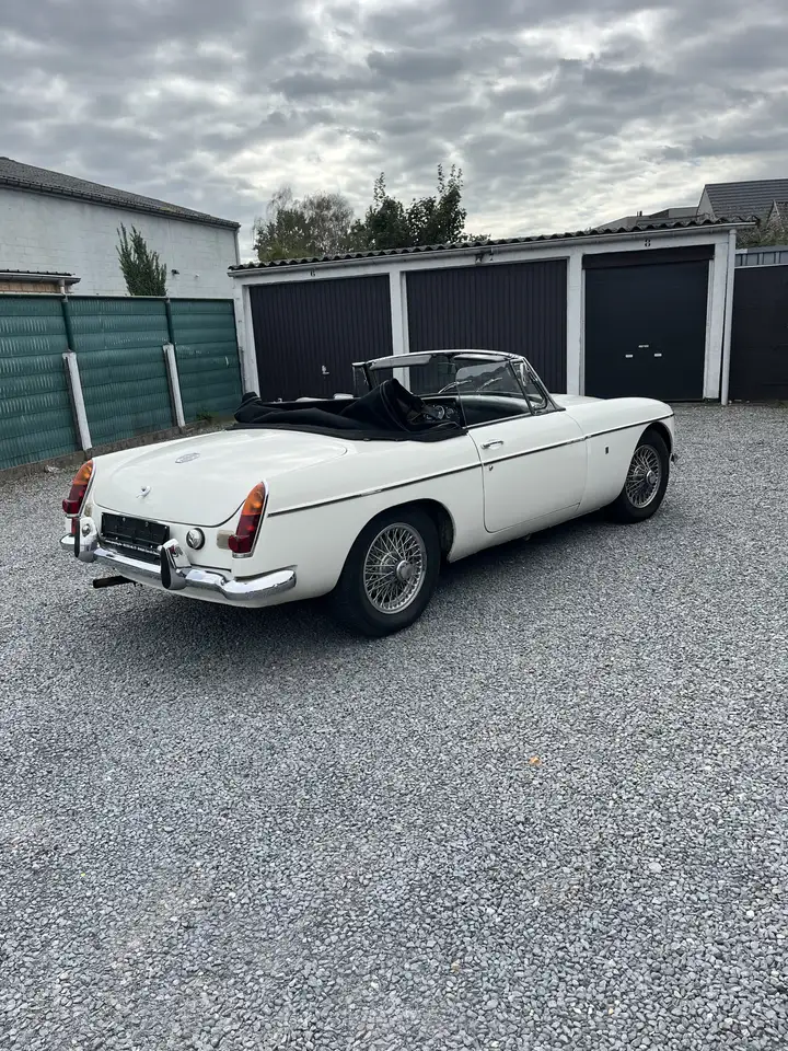 MG MGB Roadster Cabrio, foto 3