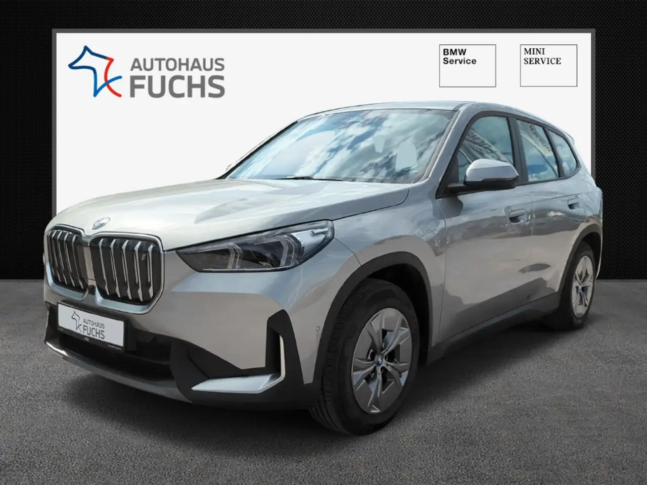 BMW iX1