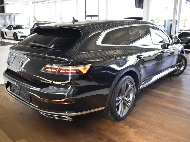 Volkswagen Arteon view 3