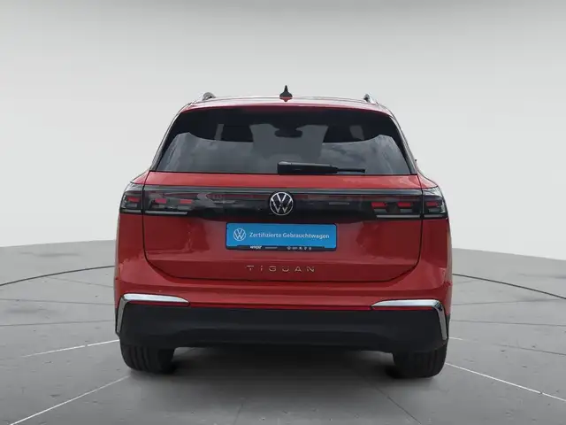 Volkswagen Tiguan view 7