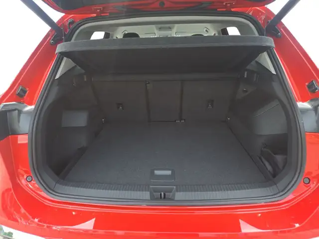 Volkswagen Tiguan view 14