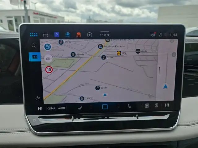 Volkswagen Tiguan view 18