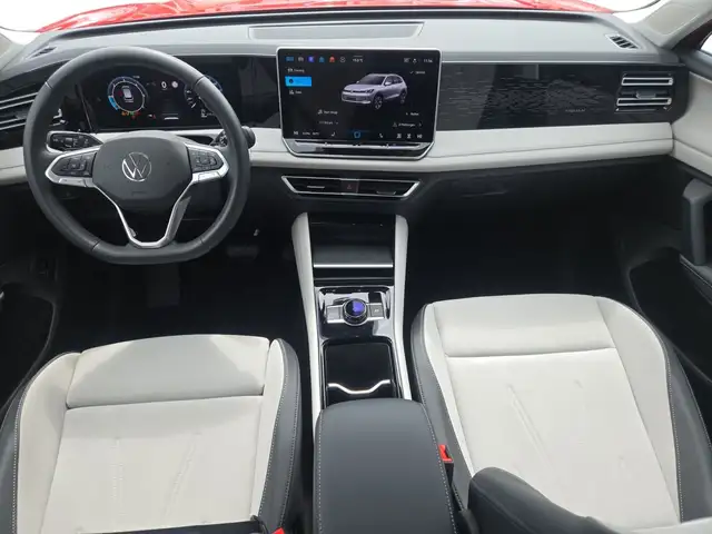 Volkswagen Tiguan view 8
