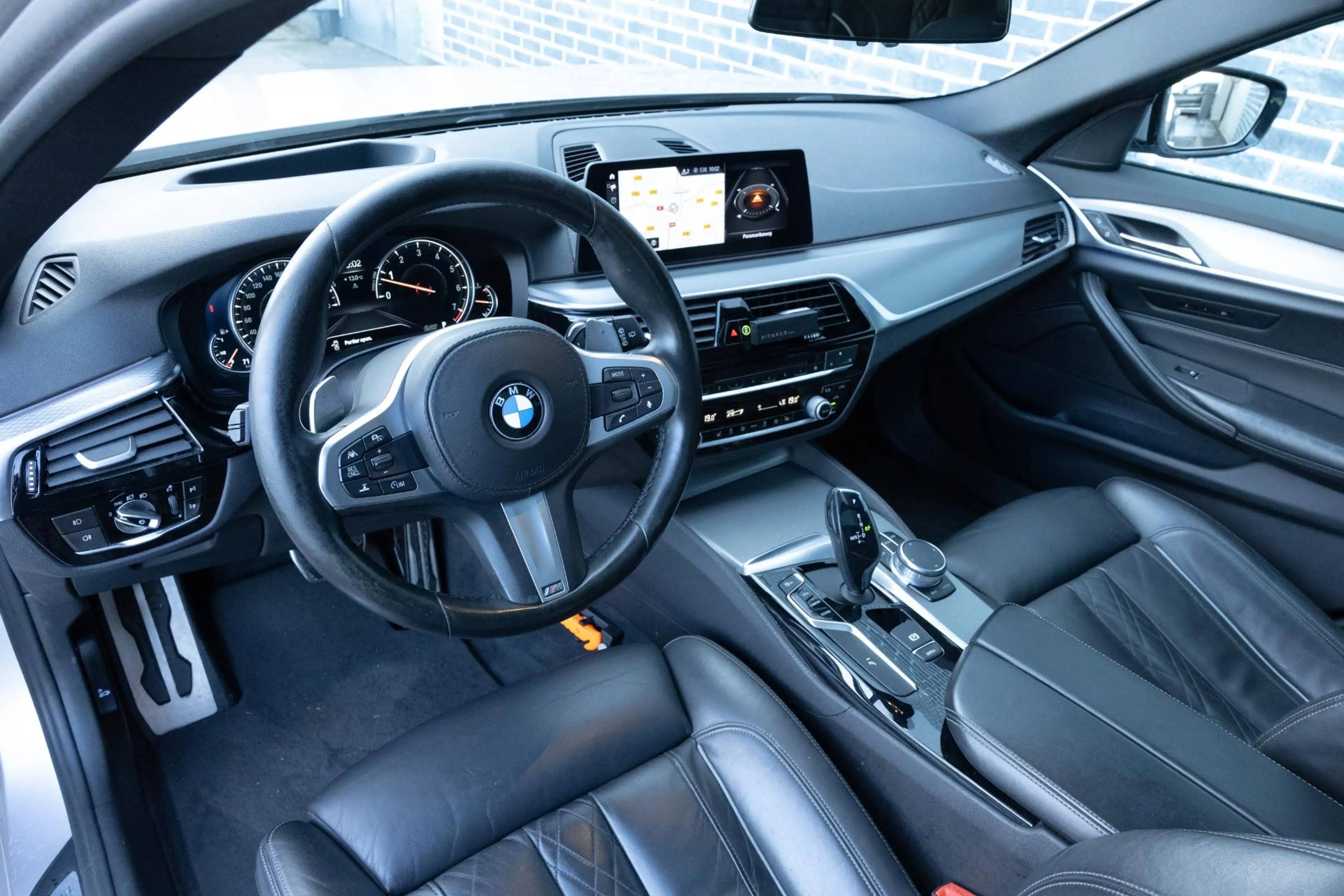 BMW 520 5-serie Touring 520i High Executive | M-Sport | Pa — photo 8