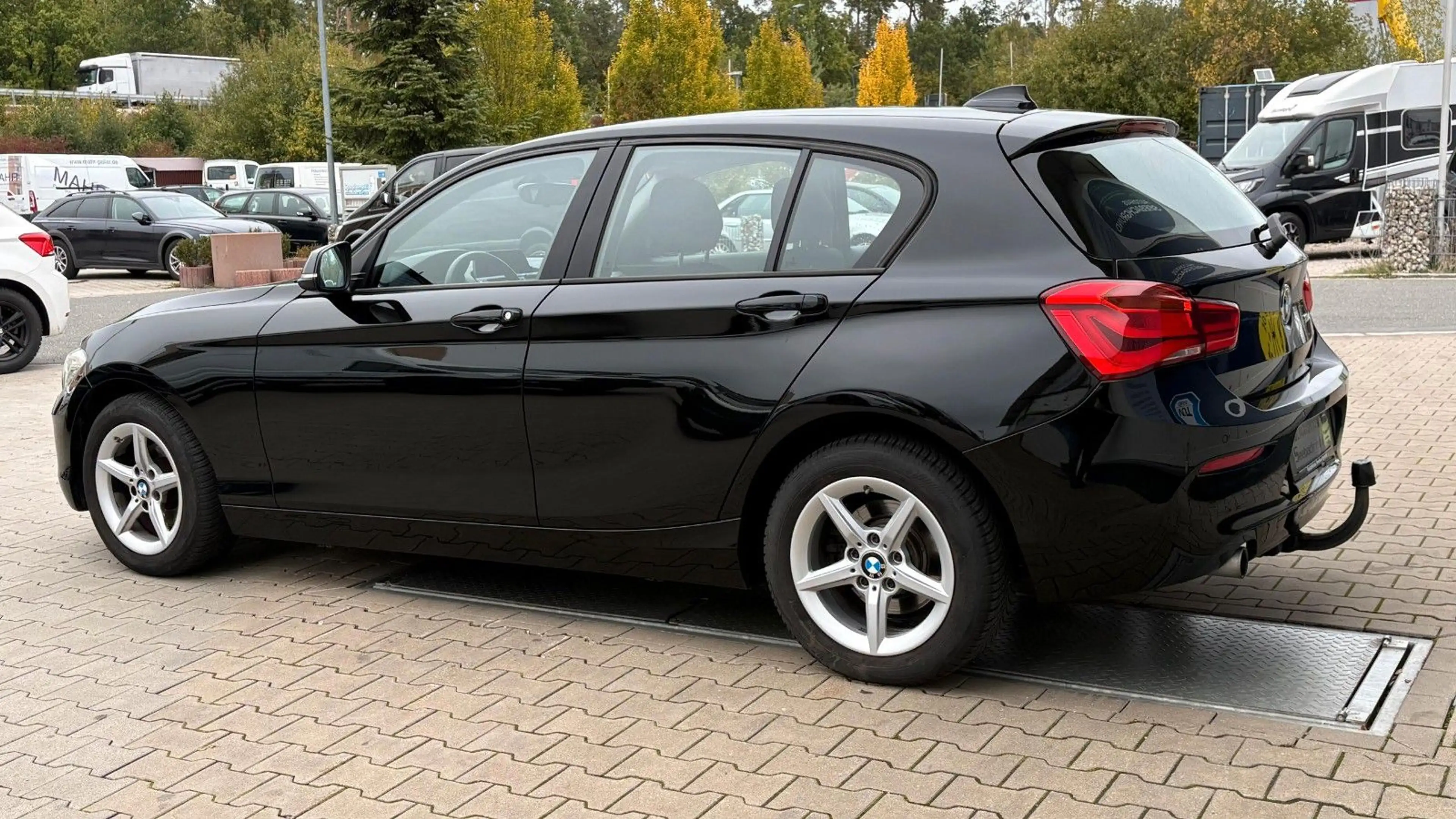 BMW 118 d 2.0Advantage 1.Hand AHK Nav Allwetter Tempo — photo 7