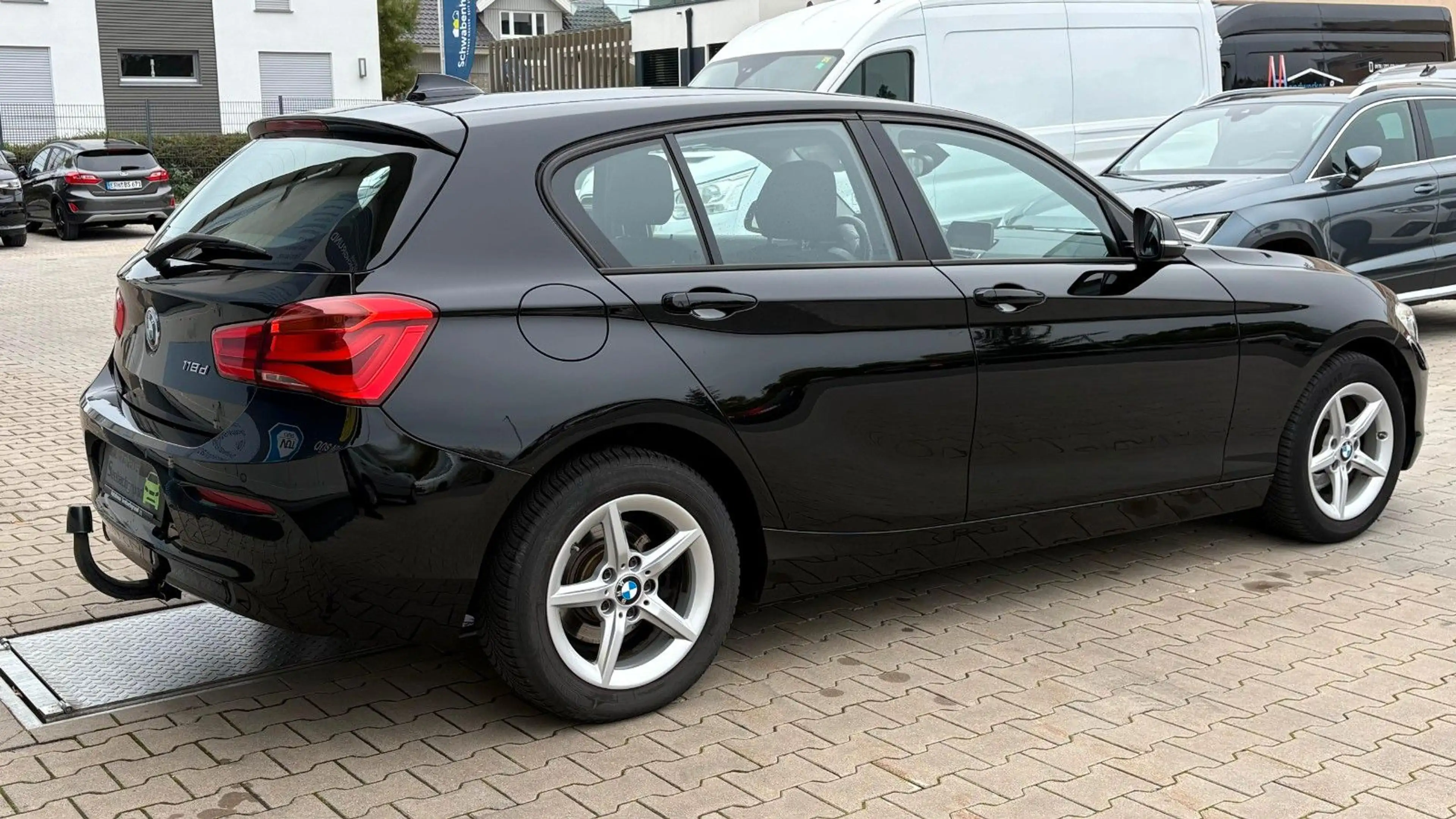 BMW 118 d 2.0Advantage 1.Hand AHK Nav Allwetter Tempo — photo 5