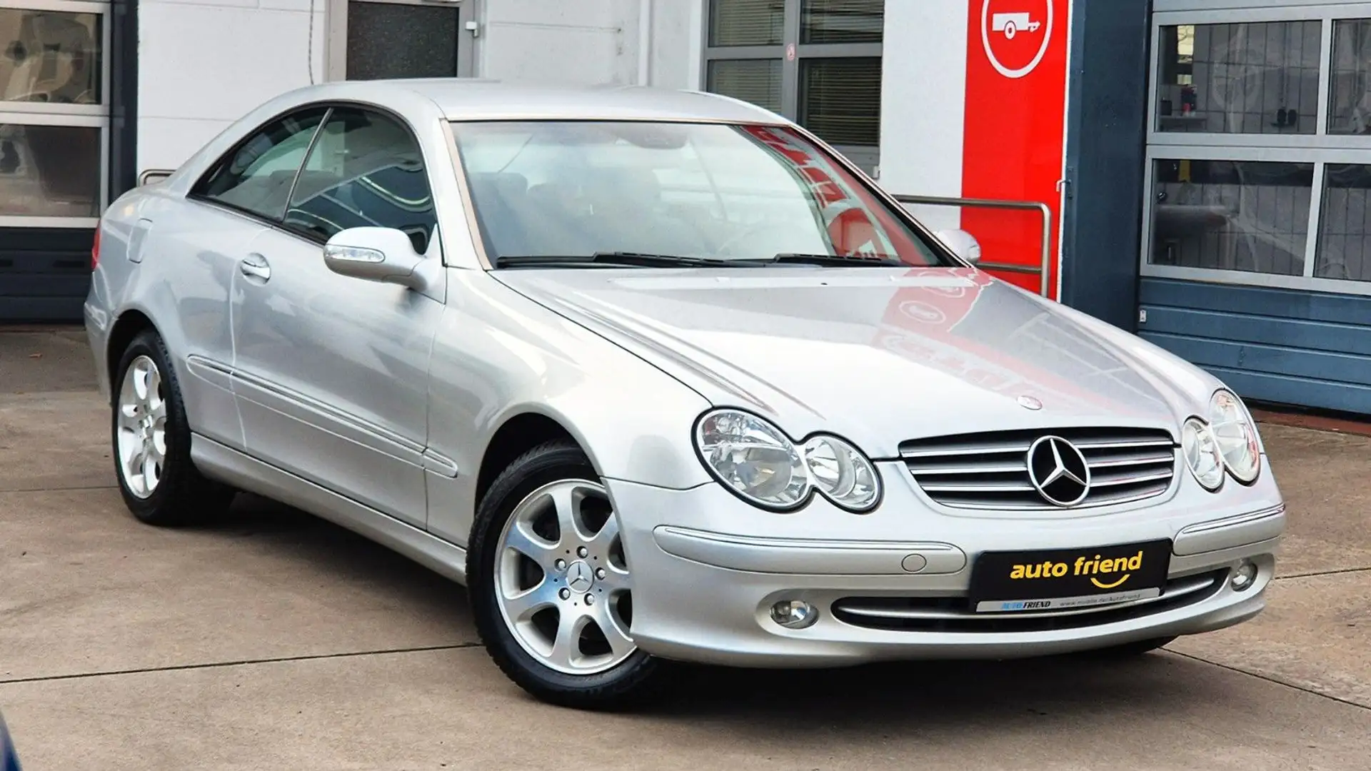 Mercedes-Benz CLK 240 Automatik LEDER/TEMPO/ALLWETTER Silber - 1