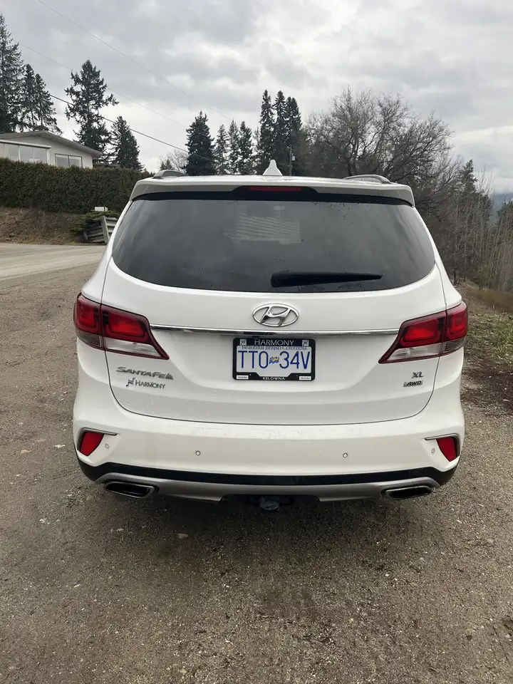 Hyundai SANTA FE снимка Hyundai SANTA FE