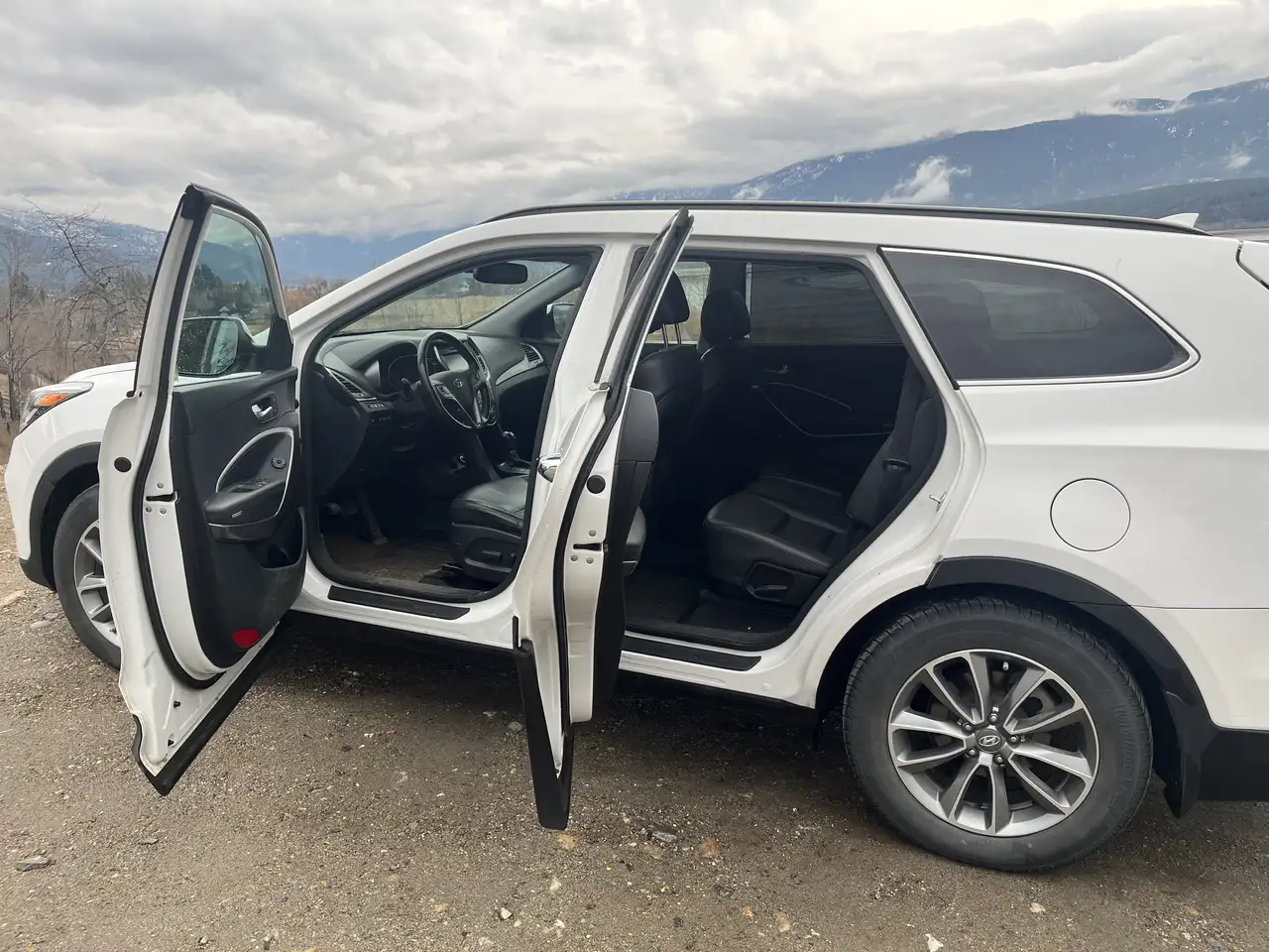 Hyundai SANTA FE снимка Hyundai SANTA FE
