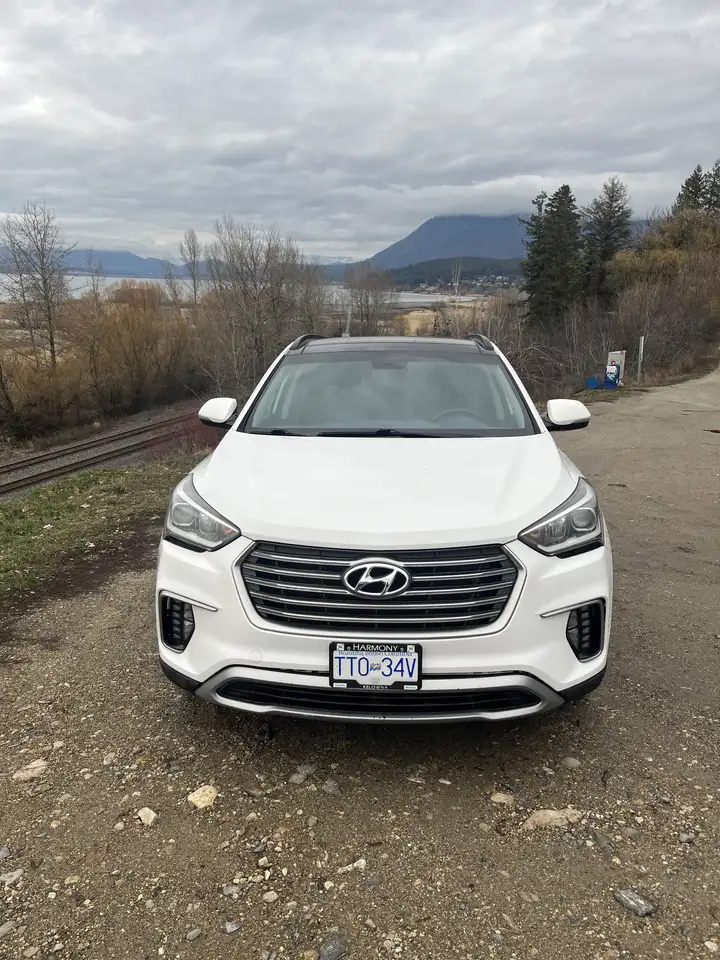 Hyundai SANTA FE снимка Hyundai SANTA FE