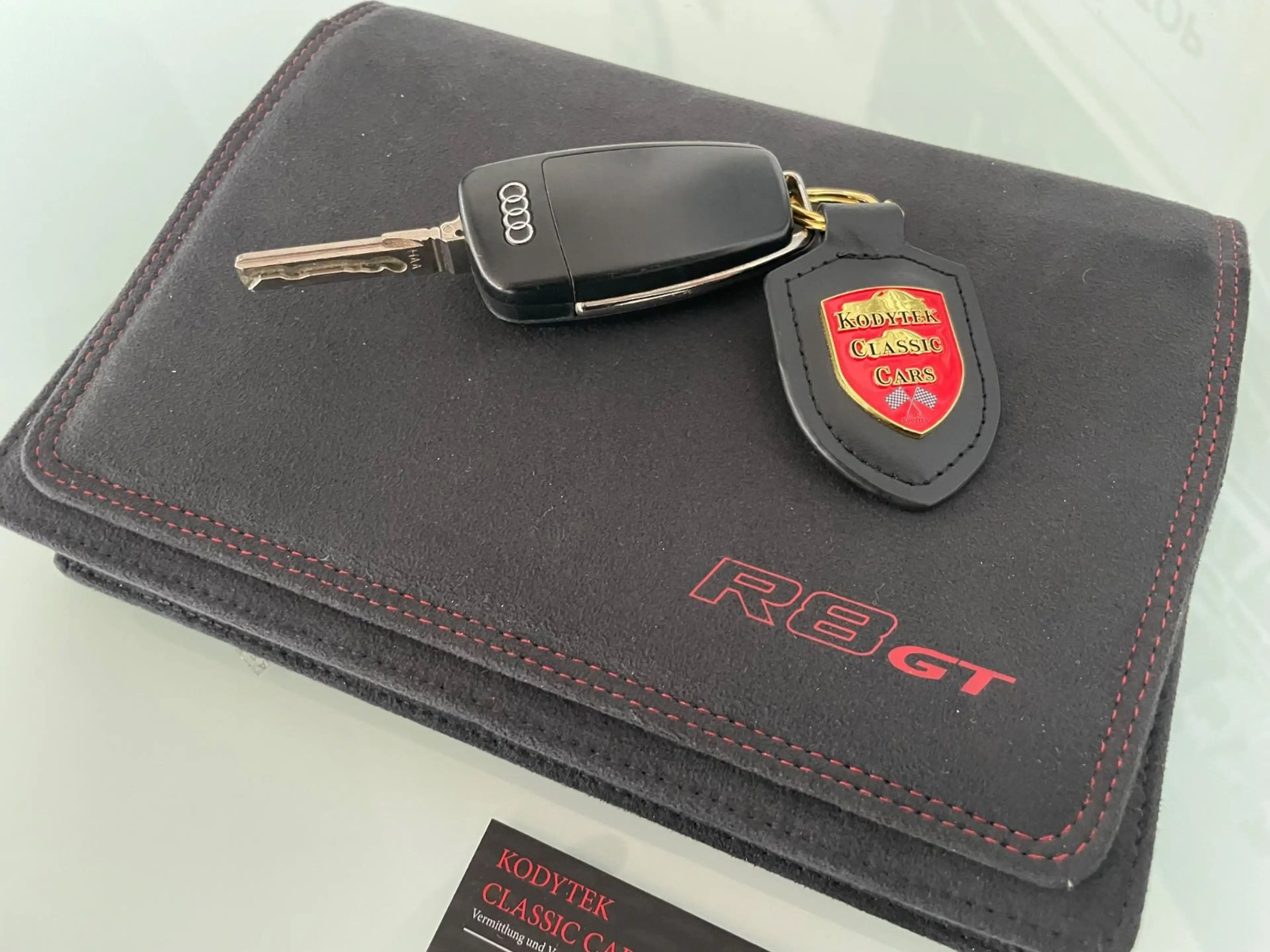 Audi R8 GT Coupe 5.2 quattro Rennsportpaket — photo 38