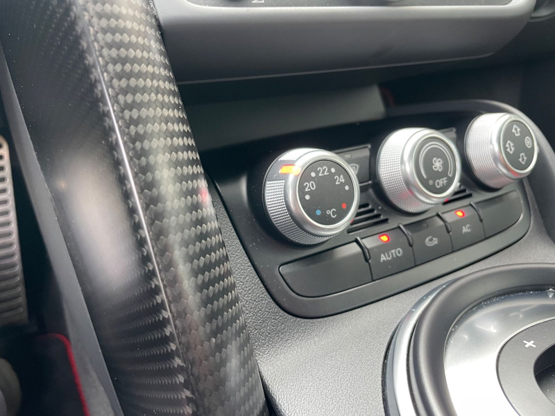 Audi R8 GT Coupe 5.2 quattro Rennsportpaket — photo 26