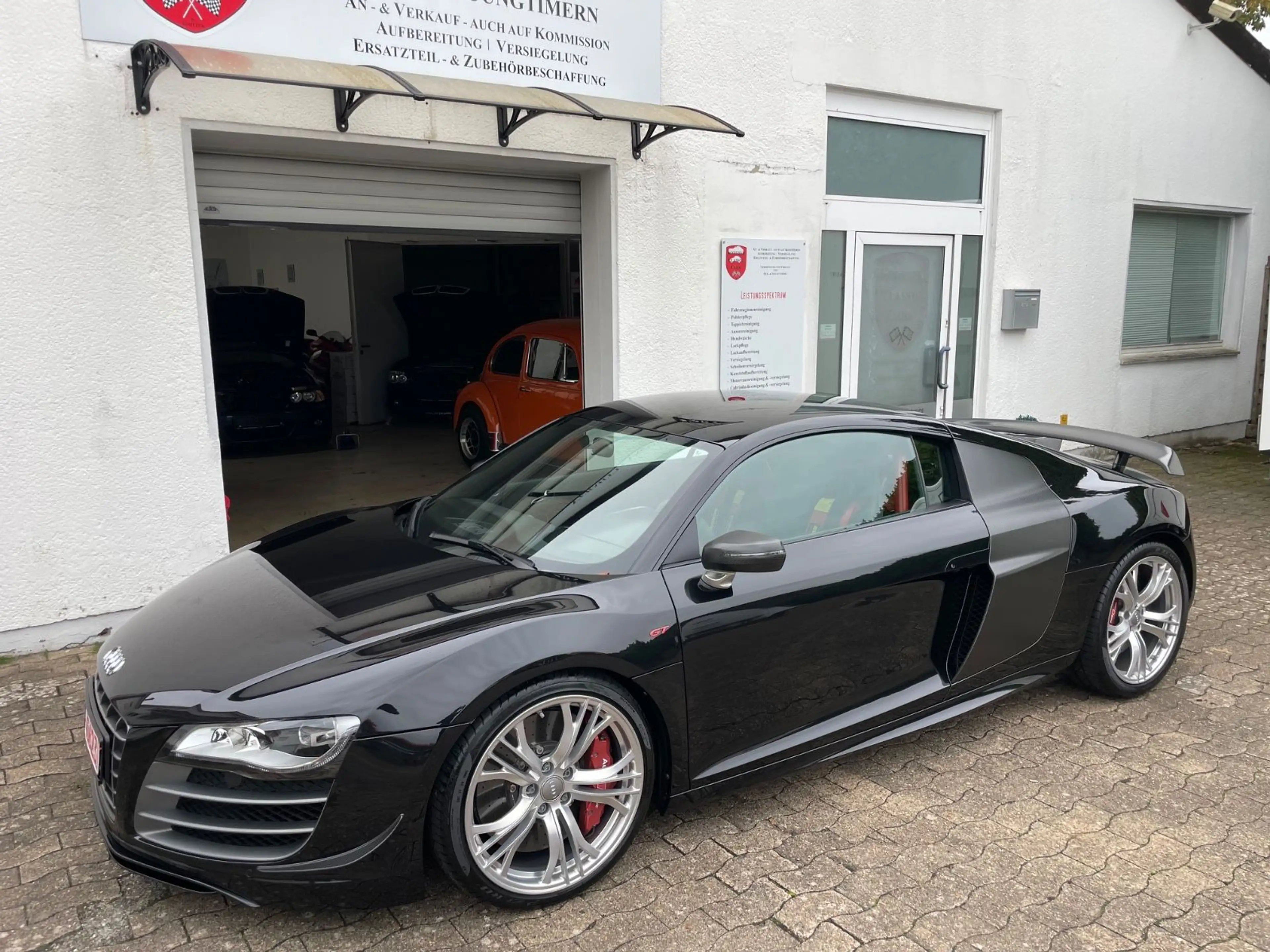 Audi R8 GT Coupe 5.2 quattro Rennsportpaket — photo 39