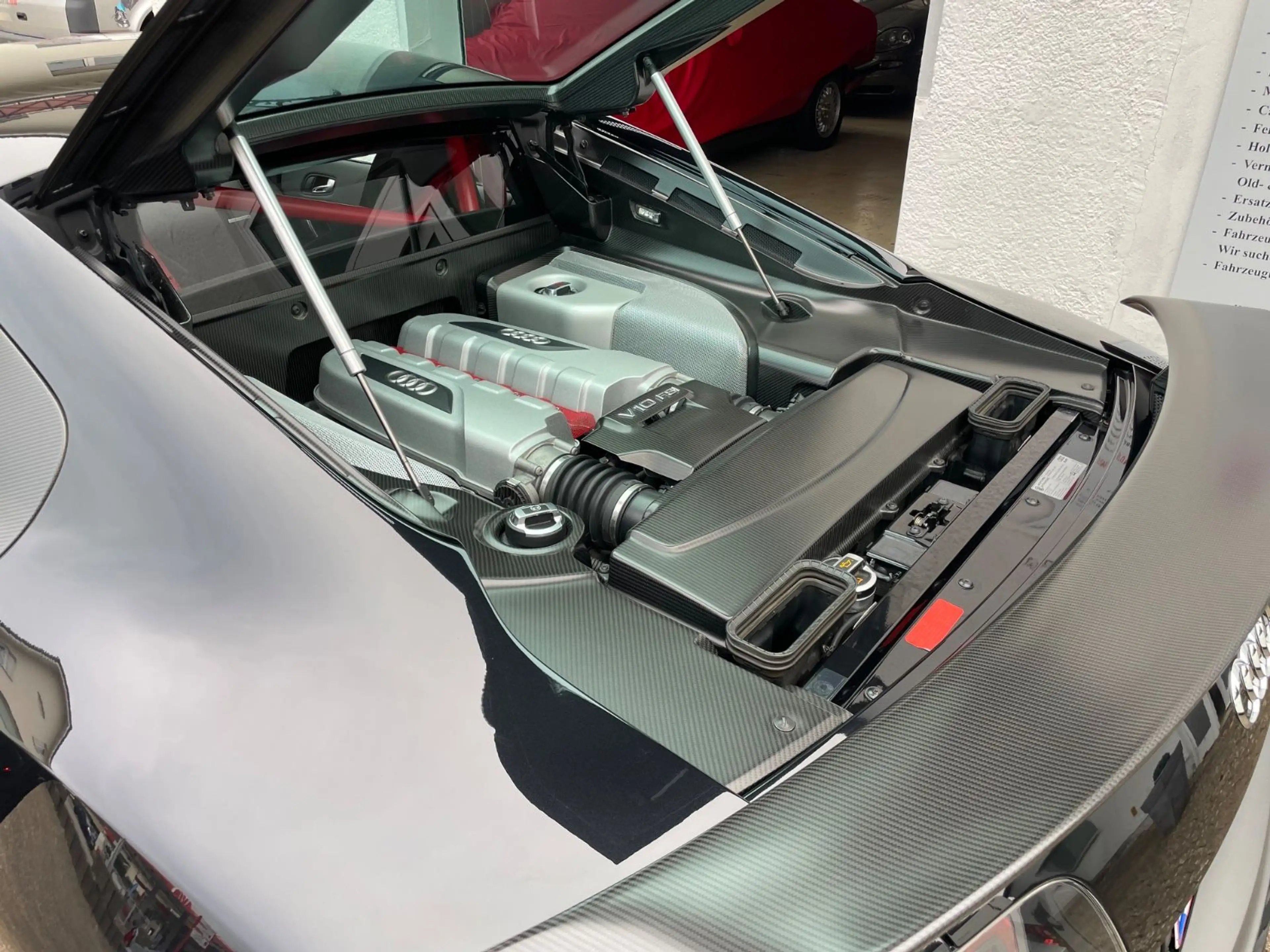 Audi R8 GT Coupe 5.2 quattro Rennsportpaket — photo 35
