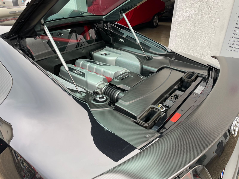 Audi R8 GT Coupe 5.2 quattro Rennsportpaket — photo 35