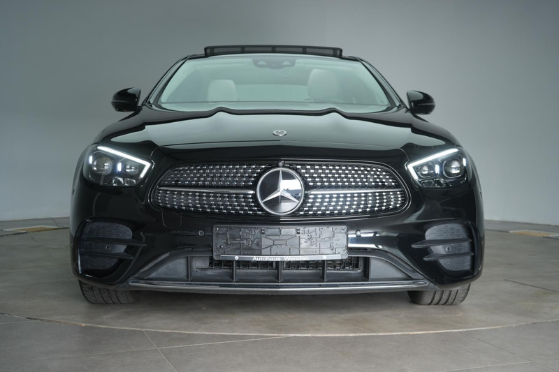 Mercedes-Benz E 300 de 9G-Tronic Leder/Pano/STHZ/360Kamera/HuD — photo 2