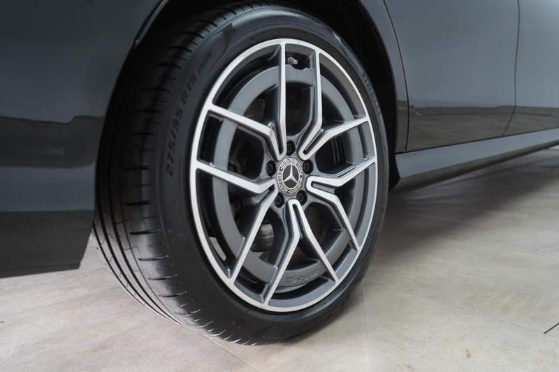 Mercedes-Benz E 300 de 9G-Tronic Leder/Pano/STHZ/360Kamera/HuD — photo 13