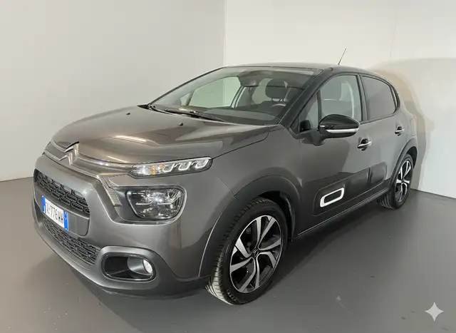 Citroen C3 1.2 110cv Shine Pack + Key Less + Navi +Telecamera