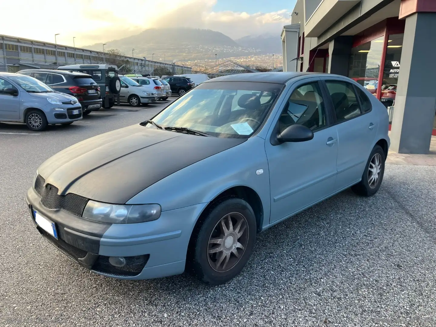 SEAT Leon 1.9 TDI 110CV Stella CON GANCIO TRAINO Grigio - 2