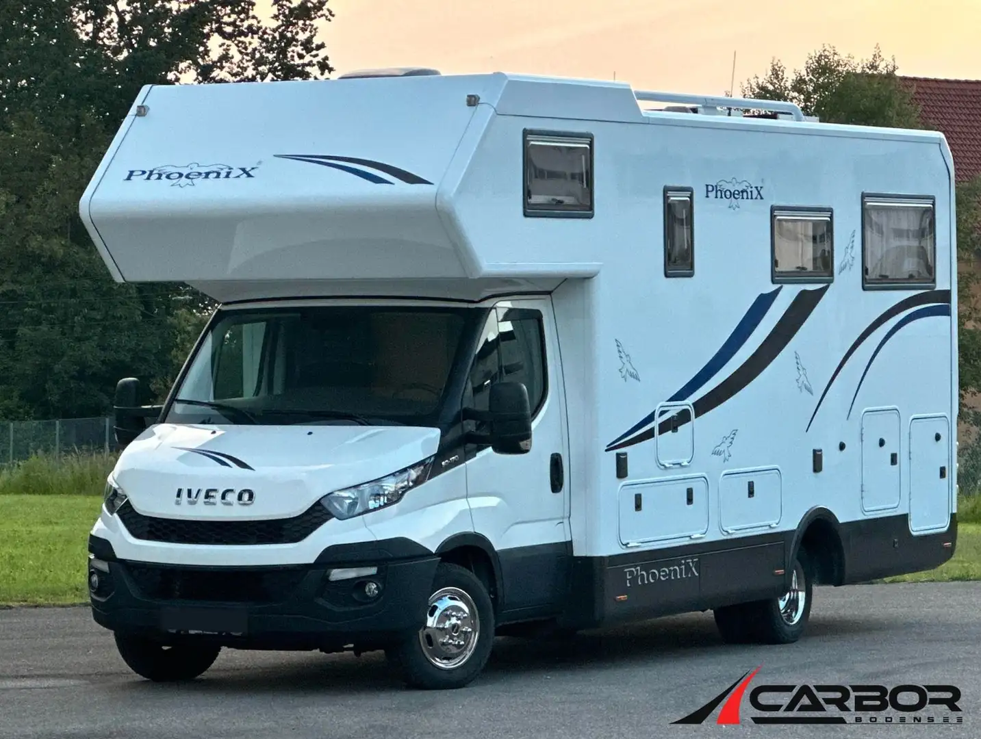 Phoenix A 7400 RSL / RUNDSITZ / LÄNGSBETTEN/ IVECO DAILY Weiß - 1