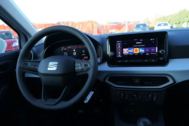 Seat Arona view 9