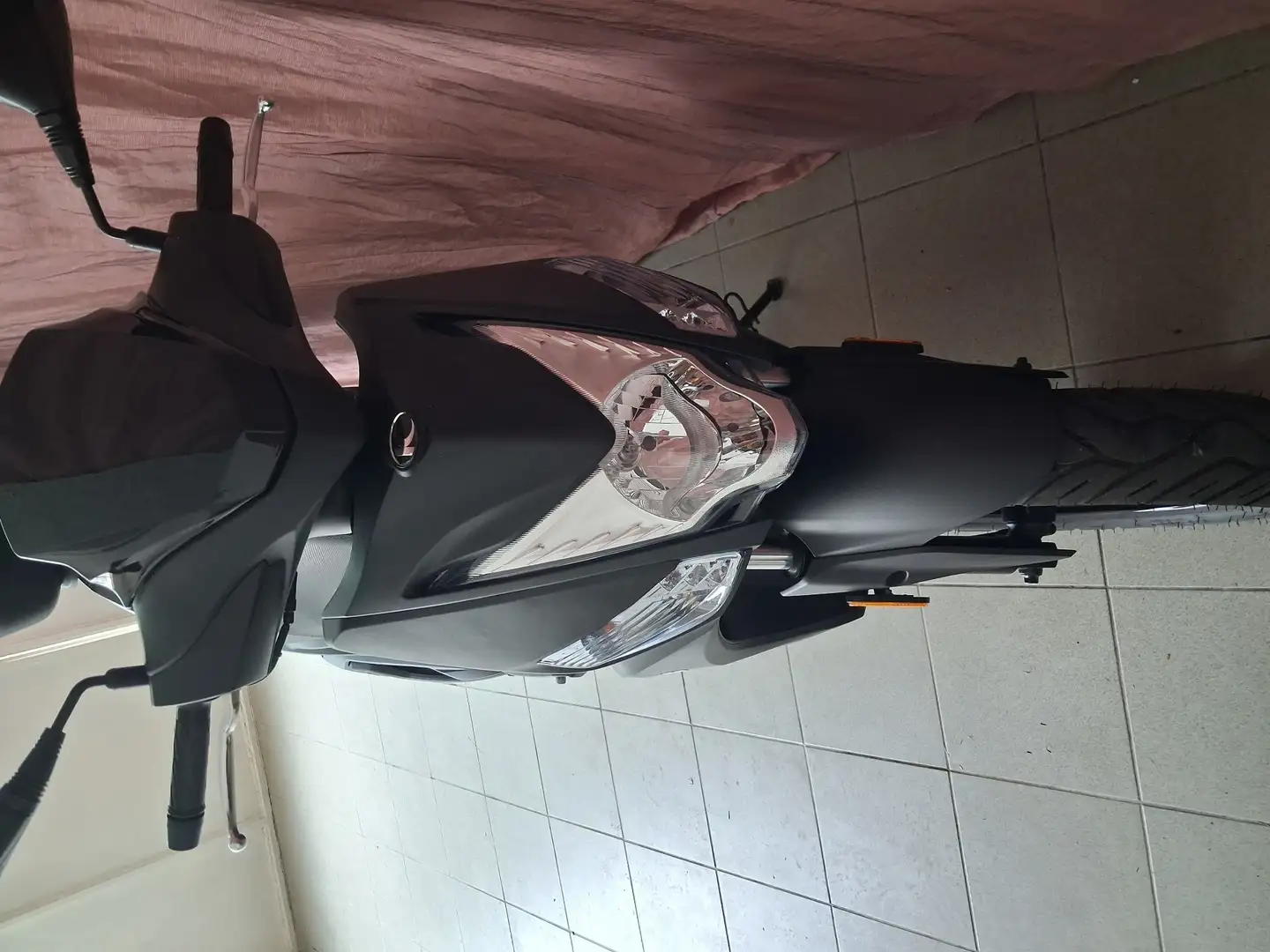 Kymco Agility 125 Nero - 2