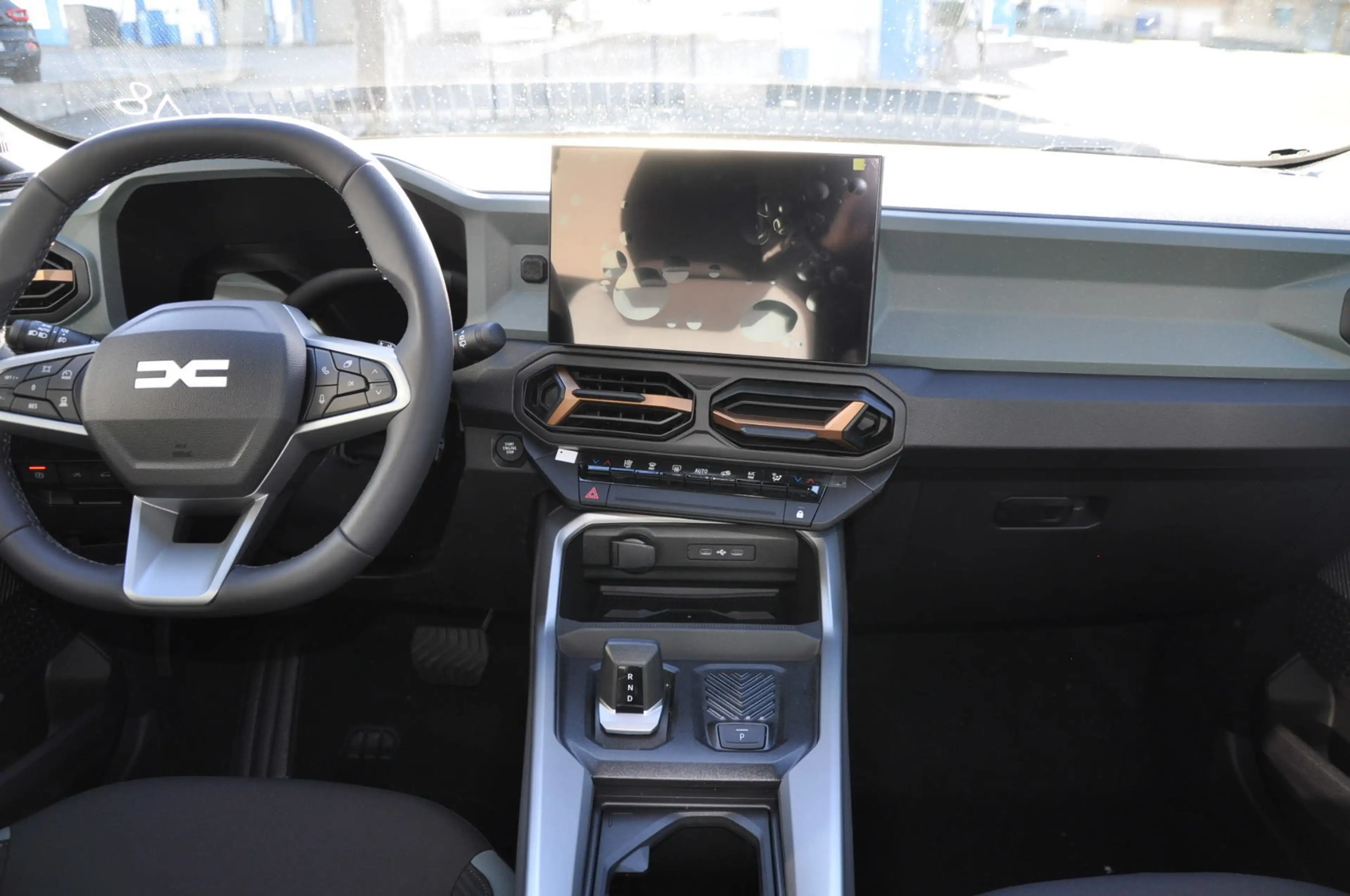 Dacia Bigster Extreme Eco-G-140 automatik *Pano*360* — photo 11