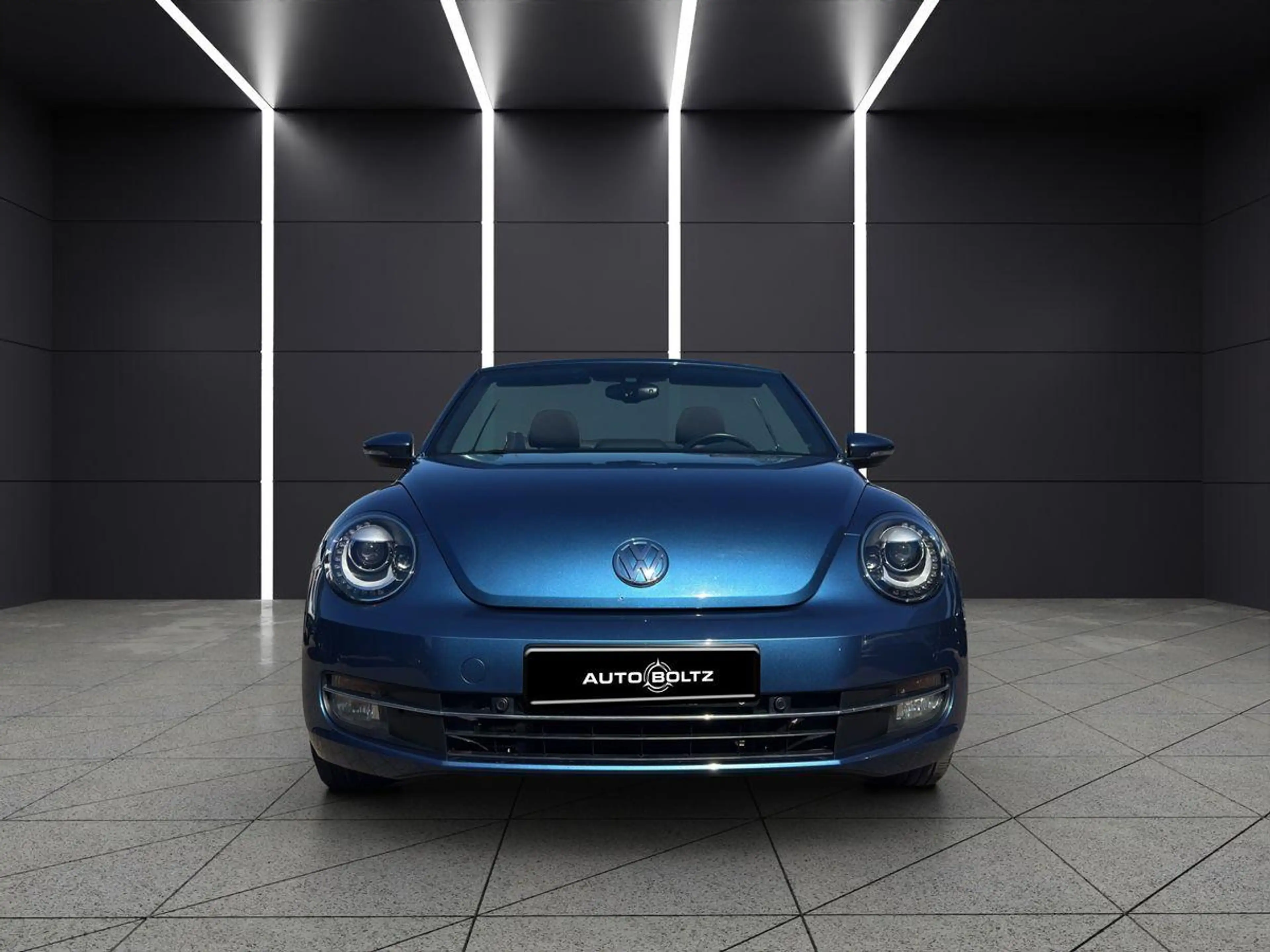 Volkswagen Beetle 2.0 TDI Design BMT Bi-Xenon Einparkhilfe — photo 2