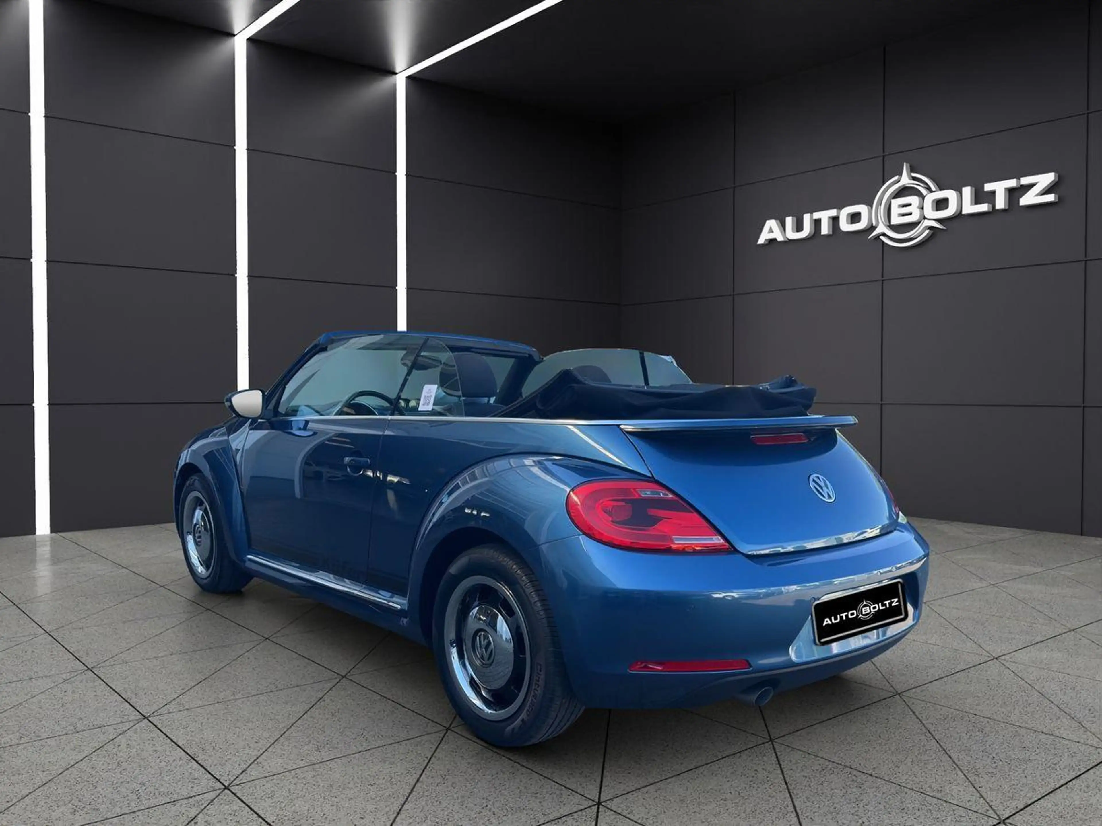 Volkswagen Beetle 2.0 TDI Design BMT Bi-Xenon Einparkhilfe — photo 4