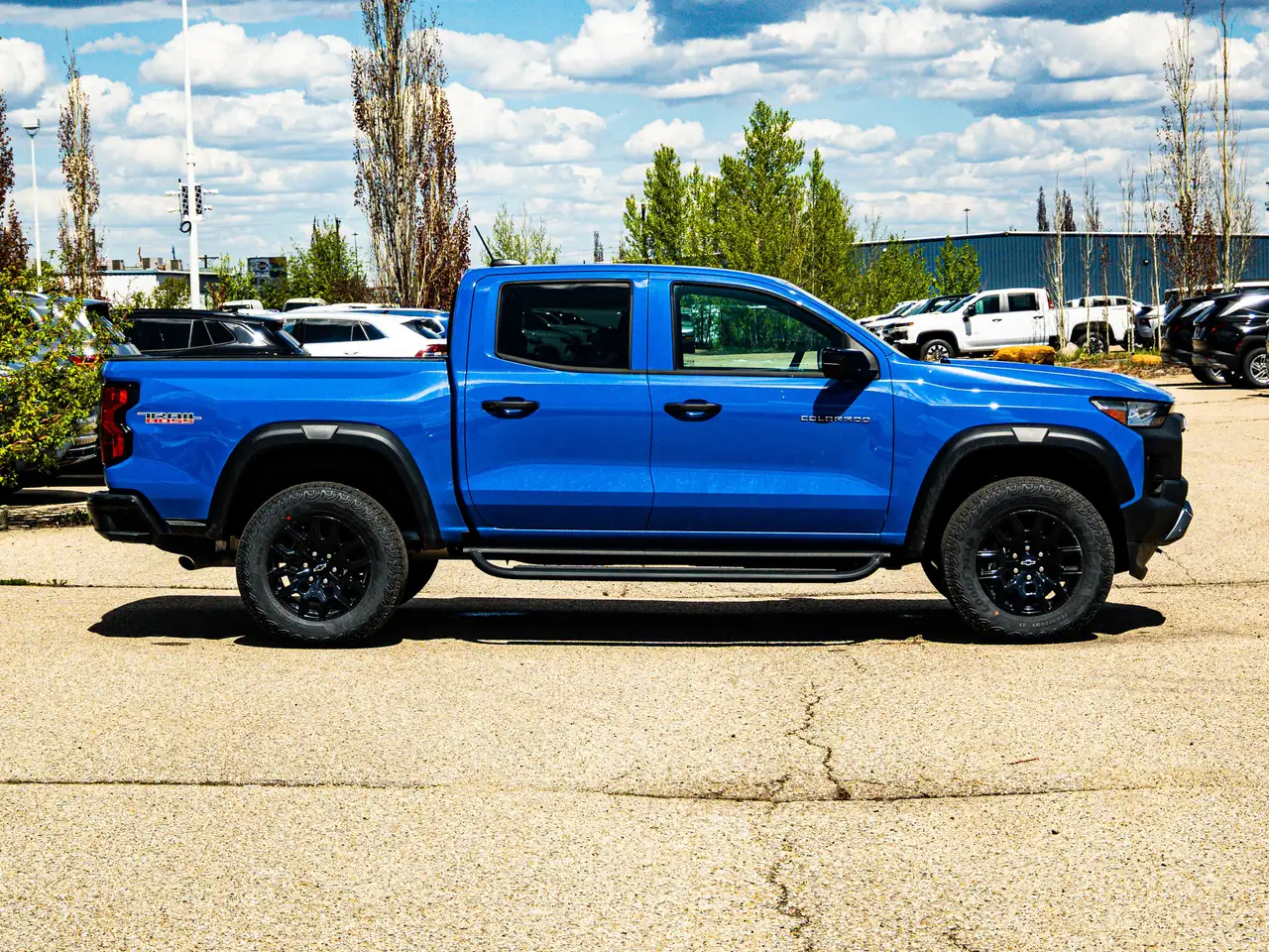 Chevrolet Colorado снимка Chevrolet Colorado