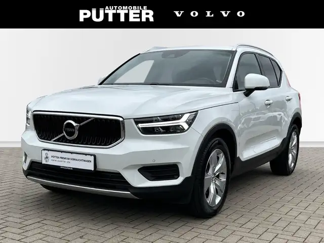 Volvo XC40 T3 Momentum Pro 1.Hand 18'' AHK Rückfahrkam. SHZ E