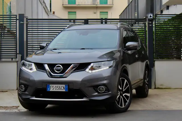 Nissan X-Trail X-Trail III 2014 1.6 dci Tekna 2wd xtronic E6