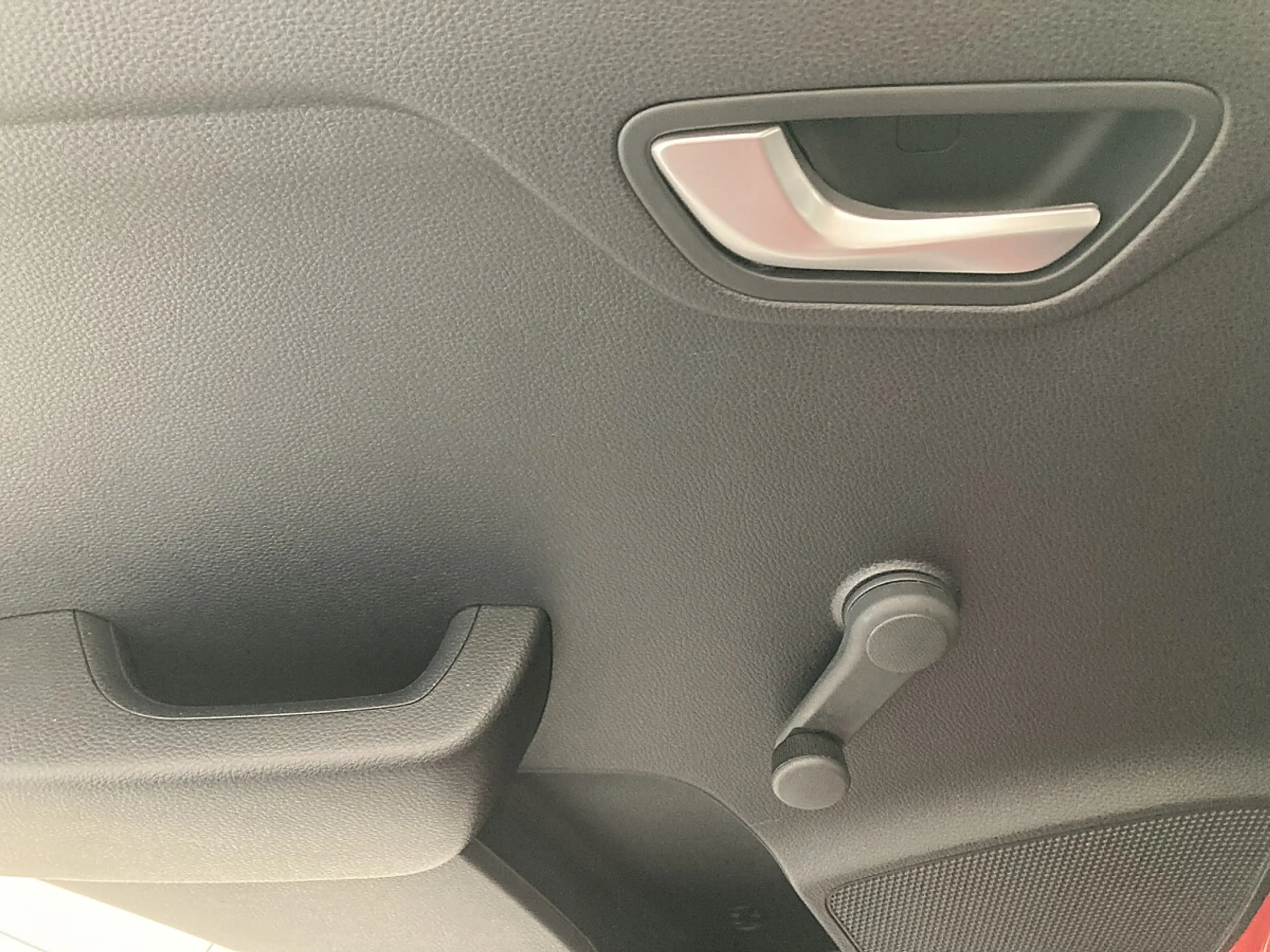 Kia Stonic Titan-Ausstattung 84PS.4Zylinder — photo 7