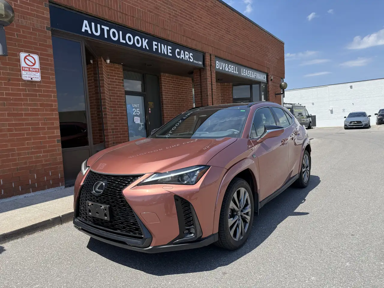 2025 Lexus UX