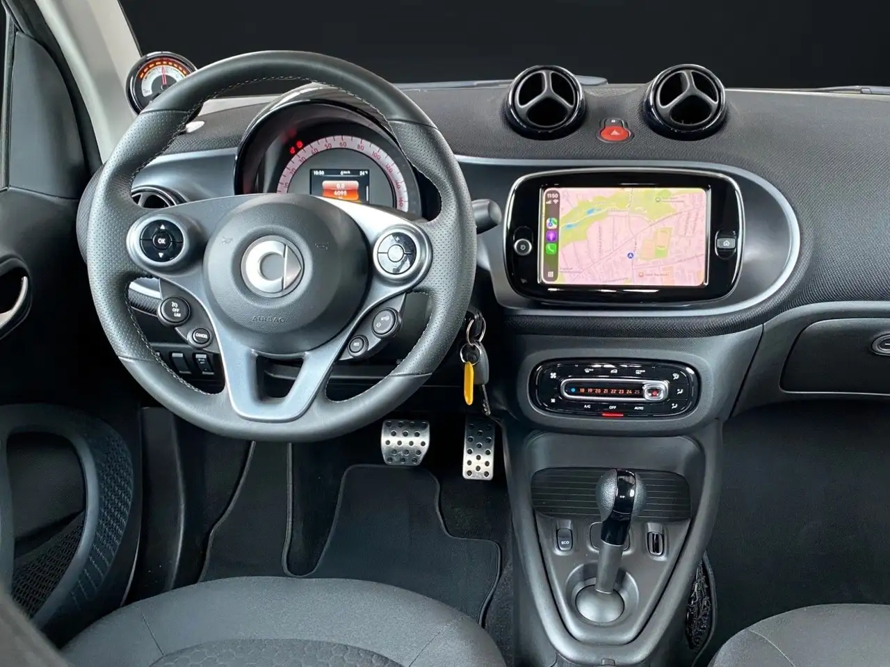 smart forTwo 2021 — фото 12
