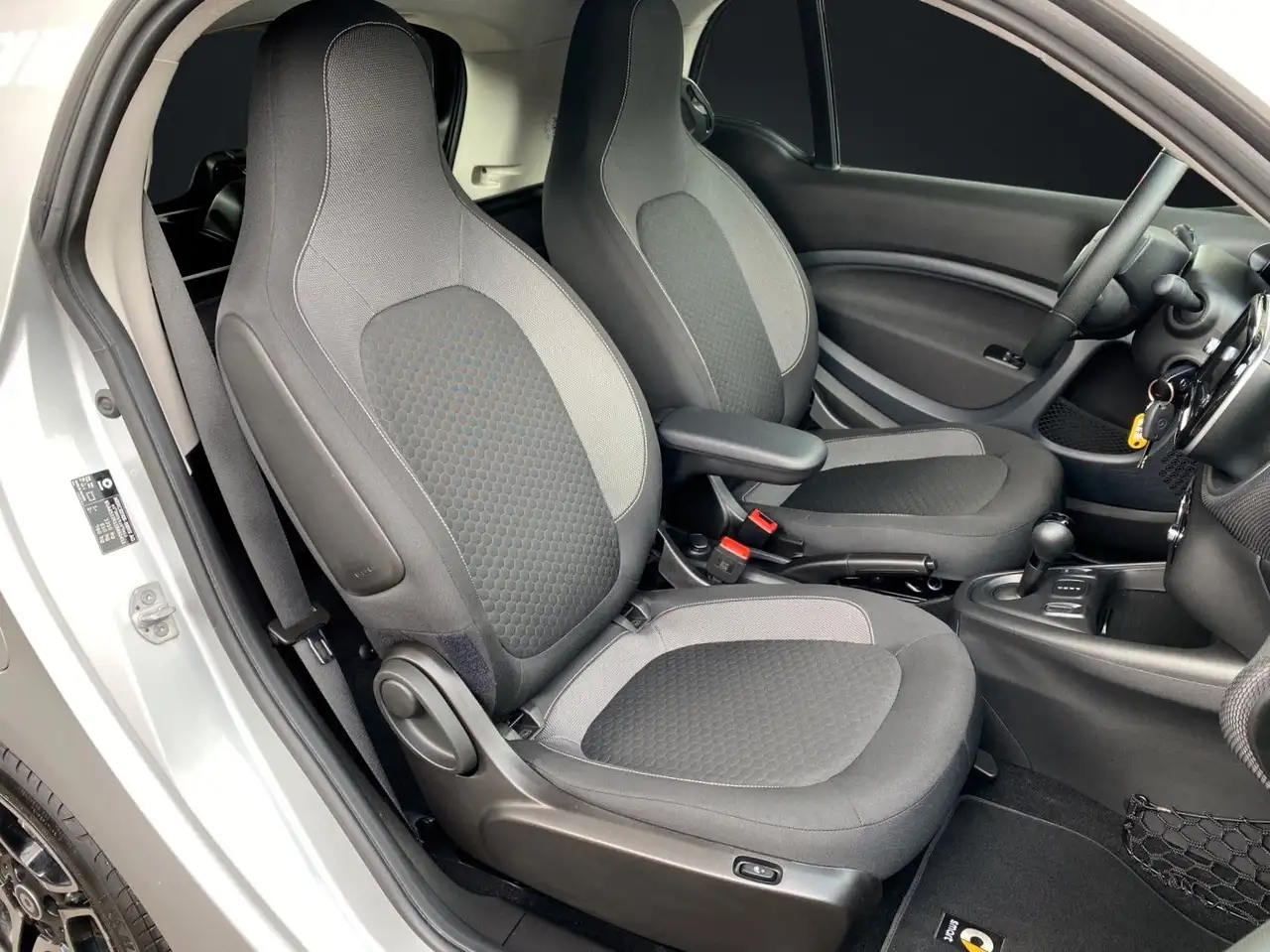 smart forTwo 2021 — фото 15