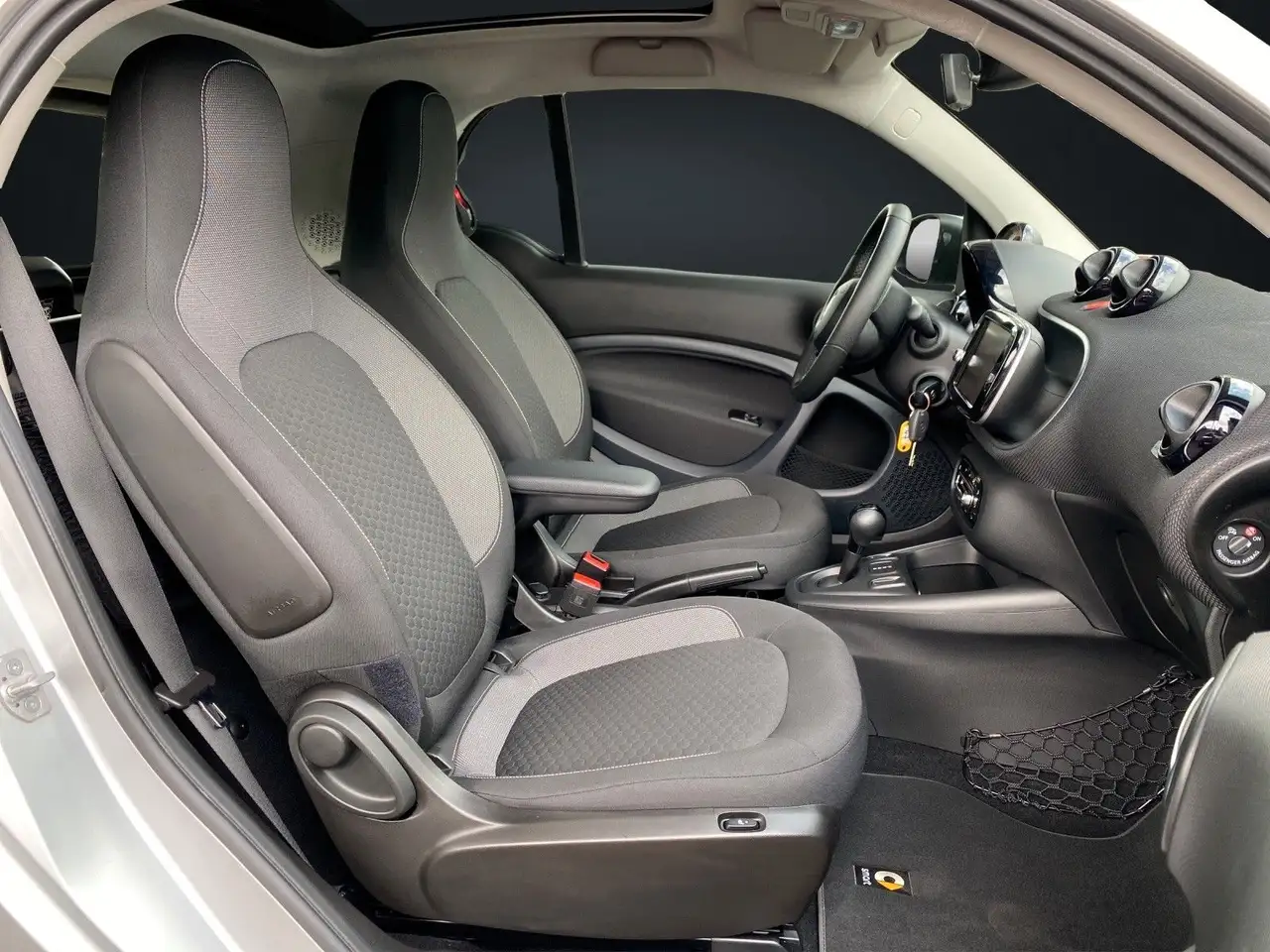 smart forTwo 2021 — фото 14