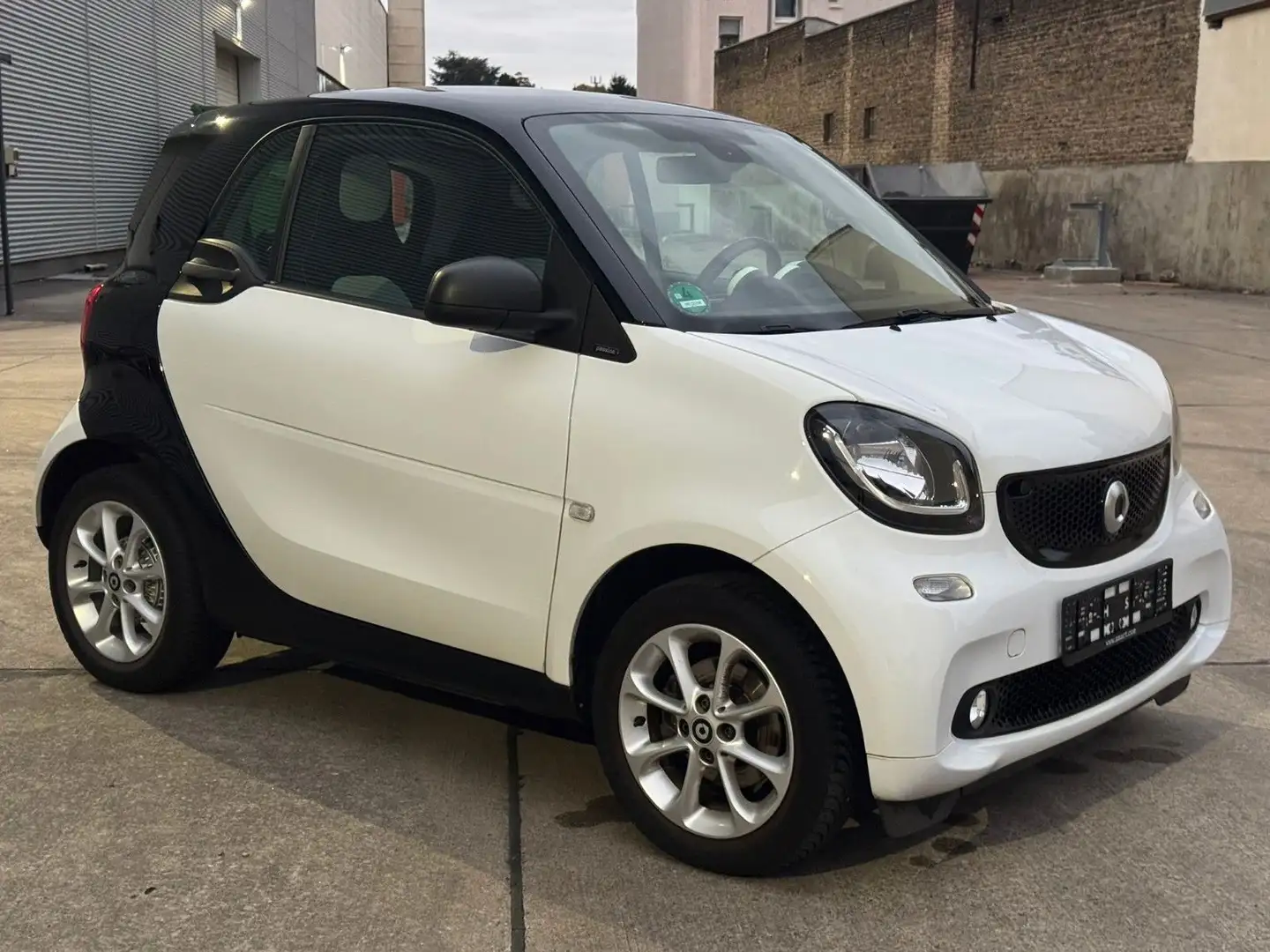 smart forTwo coupe * Proxy * Klimaauto. * Service Neu* Weiß - 2